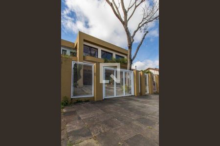 Casa à venda com 8 quartos, 360m² em Jardim Itu, Porto Alegre