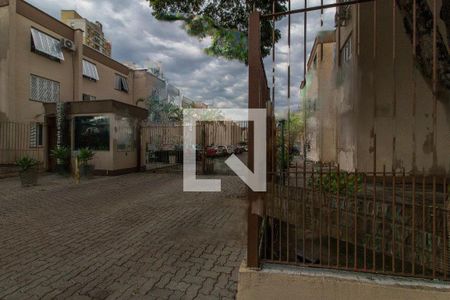 Apartamento à venda com 3 quartos, 74m² em Passo d’Areia, Porto Alegre