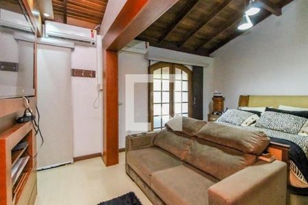 Casa à venda com 3 quartos, 131m² em Petrópolis, Porto Alegre