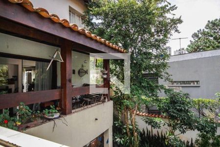 Casa à venda com 6 quartos, 362m² em Pacaembu, São Paulo