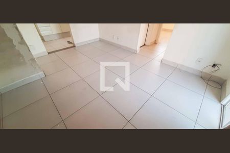 Sala de casa à venda com 3 quartos, 90m² em Santa Maria, Osasco