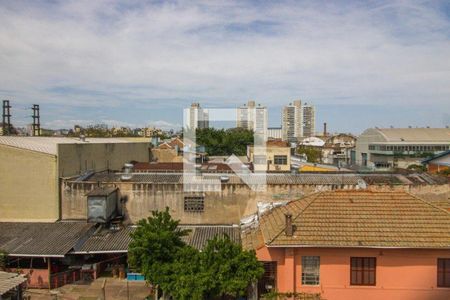Apartamento à venda com 3 quartos, 68m² em Navegantes, Porto Alegre