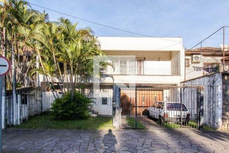 Casa à venda com 3 quartos, 251m² em Jardim Itu, Porto Alegre