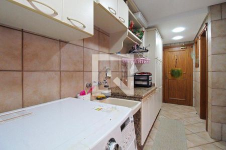 Casa à venda com 381m², 4 quartos e 4 vagas