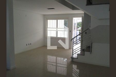 Casa à venda com 2 quartos, 121m² em Jardim Sabará, Porto Alegre
