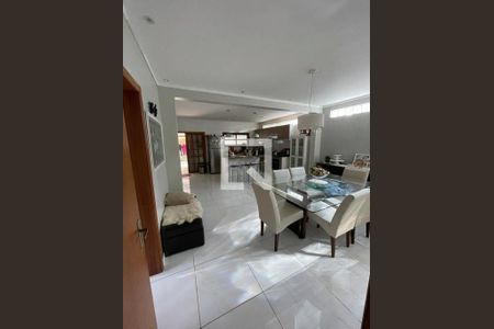 Casa à venda com 4 quartos, 120m² em Sarandi, Porto Alegre