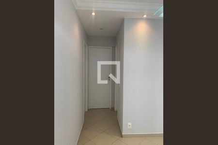 Corredor de apartamento à venda com 2 quartos, 74m² em Vila das Bandeiras, Guarulhos