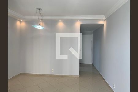 Sala de apartamento à venda com 2 quartos, 74m² em Vila das Bandeiras, Guarulhos