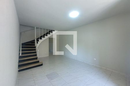 Sala de casa para alugar com 2 quartos, 90m² em Vila São José, São Paulo