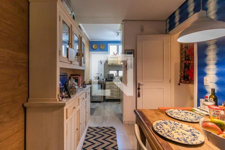 Casa de condomínio à venda com 205m², 3 quartos e 4 vagas Casa de condomínio à venda com 205m², 3 quartos e 4 vagasCozinha