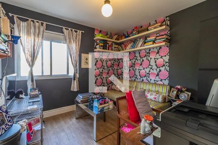 Casa de condomínio à venda com 205m², 3 quartos e 4 vagas Casa de condomínio à venda com 205m², 3 quartos e 4 vagasQuarto 2