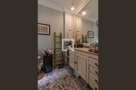 Casa de condomínio à venda com 205m², 3 quartos e 4 vagas Casa de condomínio à venda com 205m², 3 quartos e 4 vagasBanheiro da Suíte