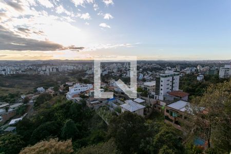 Vista da Sala de apartamento para alugar com 3 quartos, 185m² em Ouro Preto, Belo Horizonte