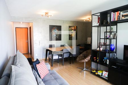 Sala de apartamento à venda com 3 quartos, 102m² em Vila Bastos, Santo André