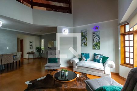 Sala de Estar de casa à venda com 4 quartos, 350m² em Jardim do Mar, São Bernardo do Campo