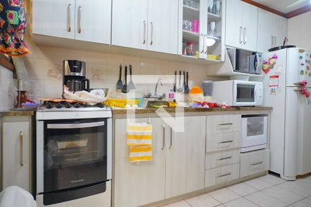 Cozinha de casa à venda com 3 quartos, 230m² em Jardim Itu, Porto Alegre
