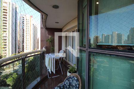 Varanda de apartamento à venda com 4 quartos, 250m² em Jardim Anália Franco, São Paulo