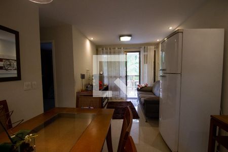 Sala de apartamento para alugar com 2 quartos, 75m² em Recreio dos Bandeirantes, Rio de Janeiro