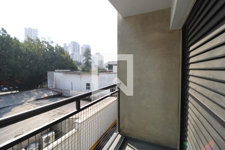 Varanda da suíte  de kitnet/studio para alugar com 1 quarto, 20m² em Perdizes, São Paulo