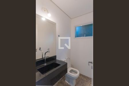 Lavabo de casa de condomínio para alugar com 3 quartos, 234m² em Swiss Park, Campinas