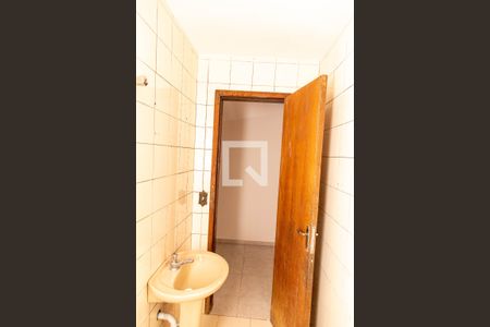 Banheiro de casa à venda com 5 quartos, 303m² em Conceição, Diadema