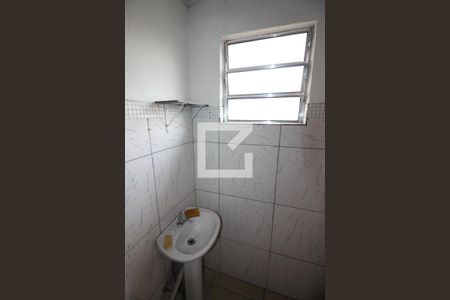Banheiro de kitnet/studio para alugar com 1 quarto, 30m² em Brás, São Paulo