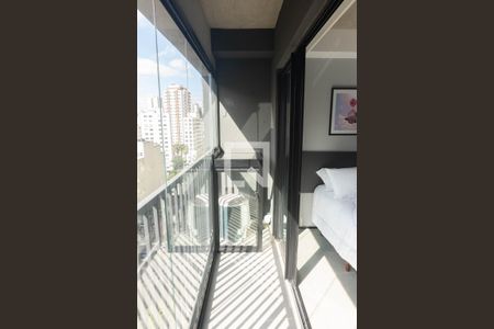 Studio para alugar com 22m², 1 quarto e sem vaga Studio para alugar com 22m², 1 quarto e sem vagaSacada