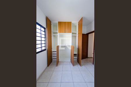 Quarto 2 de casa para alugar com 2 quartos, 294m² em Serra, Belo Horizonte