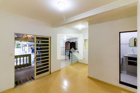 Sala de casa para alugar com 3 quartos, 70m² em Santa Teresinha, São Paulo