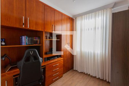 Quarto 1 de apartamento para alugar com 3 quartos, 60m² em Ipiranga, Belo Horizonte