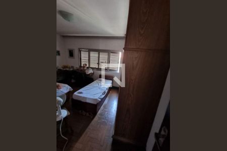 Casa à venda com 4 quartos, 400m² em Vila Cruzeiro, São Paulo