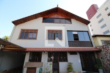 Casa à venda com 4 quartos, 513m² em Palmares, Belo Horizonte