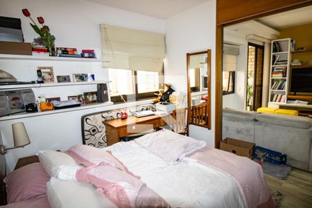 Quarto- vista da sala de kitnet/studio à venda com 1 quarto, 37m² em Indianópolis, São Paulo