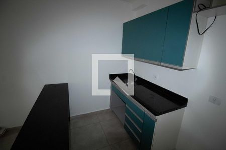 Cozinha de kitnet/studio à venda com 1 quarto, 32m² em Mirandópolis, São Paulo