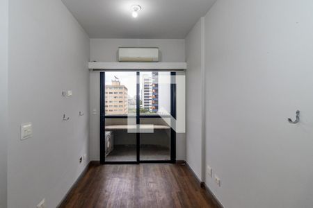 Sala de kitnet/studio para alugar com 1 quarto, 30m² em Planalto Paulista, São Paulo