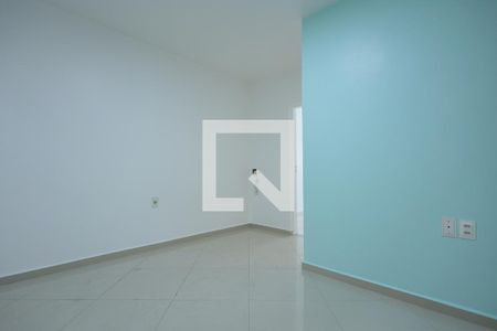 Sala 2 de casa à venda com 4 quartos, 150m² em Vila Flórida, Guarulhos