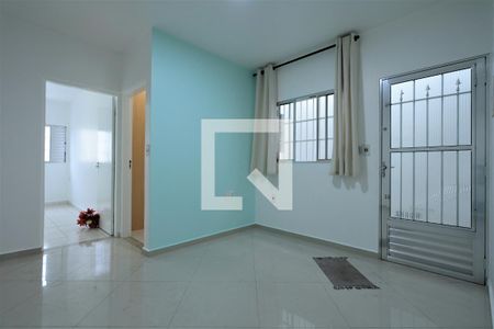 Sala 2 de casa à venda com 4 quartos, 150m² em Vila Flórida, Guarulhos