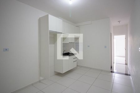 Sala-Cozinha de apartamento para alugar com 1 quarto, 40m² em Vila Carmosina, São Paulo