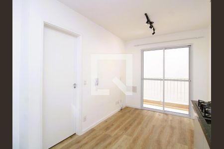 Sala / Cozinha de apartamento para alugar com 1 quarto, 29m² em Parque Vitória, São Paulo