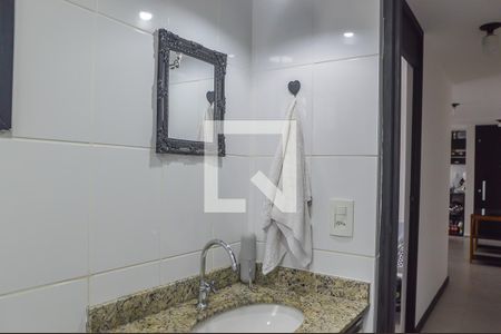 Banheiro de apartamento à venda com 2 quartos, 50m² em Santa Terezinha, São Bernardo do Campo