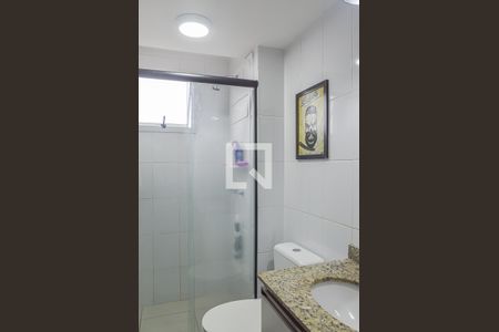 Banheiro de apartamento à venda com 2 quartos, 50m² em Santa Terezinha, São Bernardo do Campo