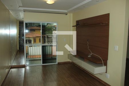 Sala de apartamento para alugar com 2 quartos, 78m² em Chacrinha, Nova Iguaçu