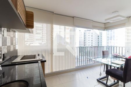 varanda de apartamento à venda com 2 quartos, 68m² em Vila Dom Pedro I, São Paulo