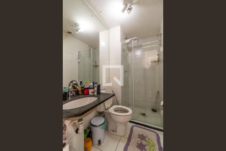 Banheiro de apartamento para alugar com 1 quarto, 31m² em Água Branca, São Paulo