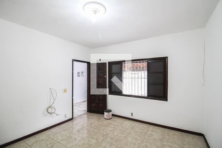 Sala de casa para alugar com 2 quartos, 113m² em Luz, Nova Iguaçu