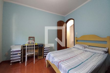 Casa à venda com 175m², 3 quartos e 2 vagas Casa à venda com 175m², 3 quartos e 2 vagasQuarto 2 - Suíte