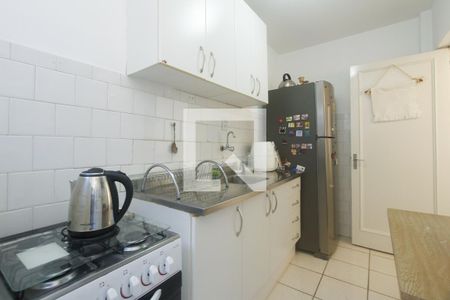 Cozinha de apartamento para alugar com 2 quartos, 56m² em Higienópolis, Porto Alegre