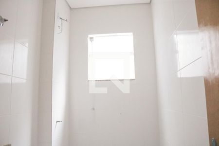 Banheiro de apartamento à venda com 2 quartos, 46m² em Parada Inglesa, São Paulo