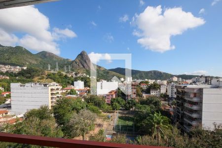 Apartamento à venda com 174m², 4 quartos e 2 vagas Apartamento à venda com 174m², 4 quartos e 2 vagasVista da Sala