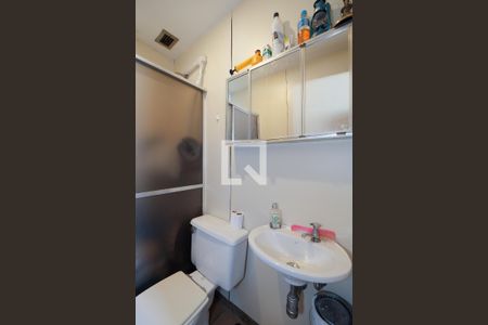 Apartamento à venda com 174m², 4 quartos e 2 vagas Apartamento à venda com 174m², 4 quartos e 2 vagasBanheiro de serviço